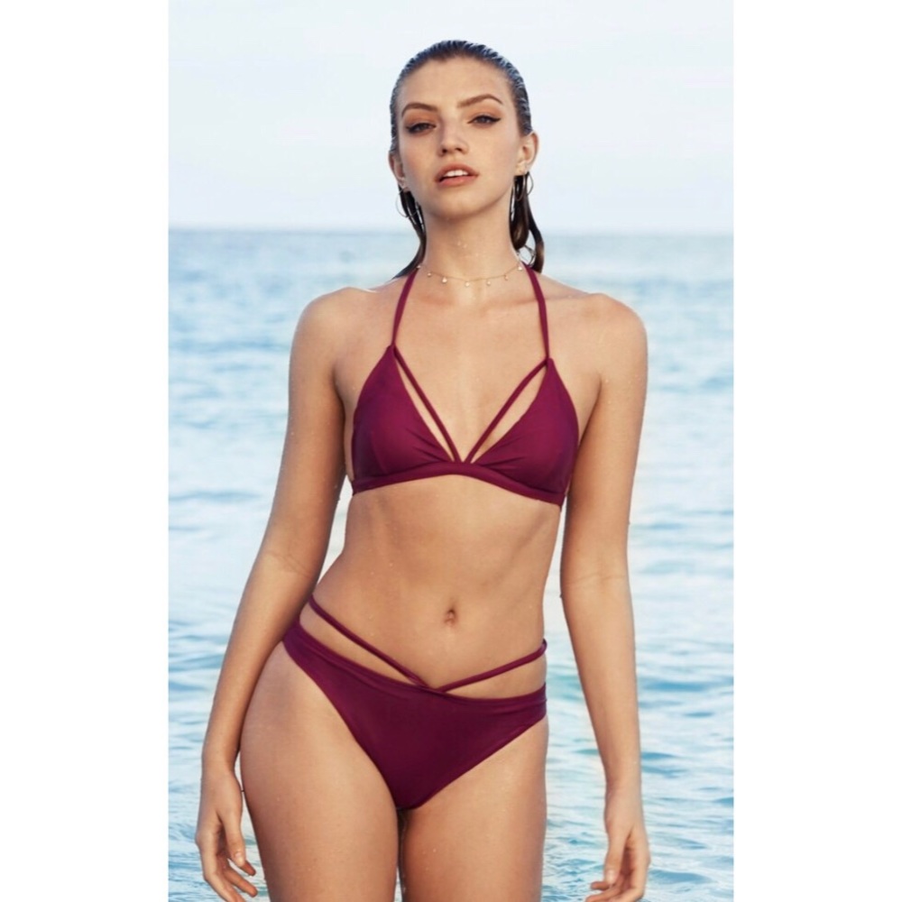 Cupshe War at Beach Halter Bikini Set in Wine